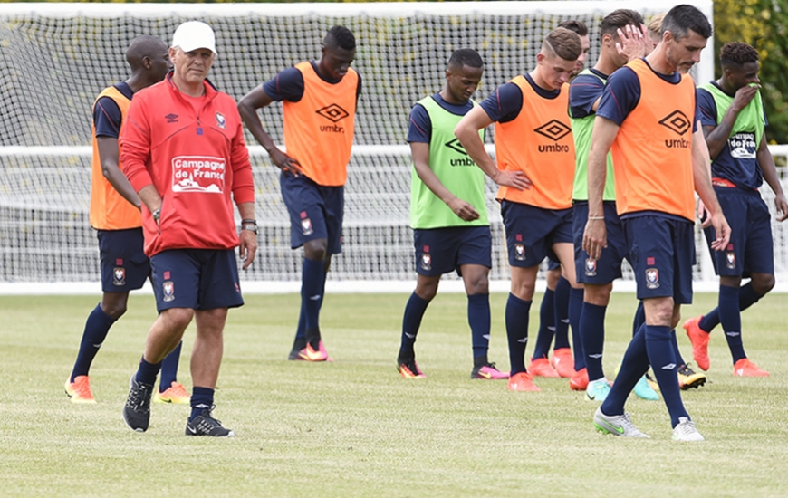 Patrice Garande retrouvera ses joueurs lundi 26 juin sur le complexe de Venoix pour la reprise de l'entraînement.