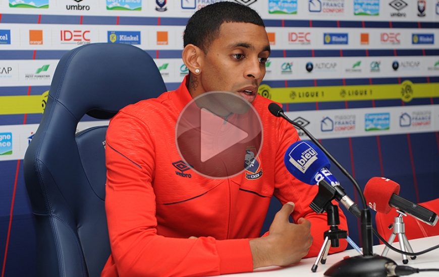 Définitivement transféré au Stade Malherbe après avoir été prêté par Lille la saison dernière, Ronny Rodelin constitue l'un des principaux atouts offensifs du club normand.