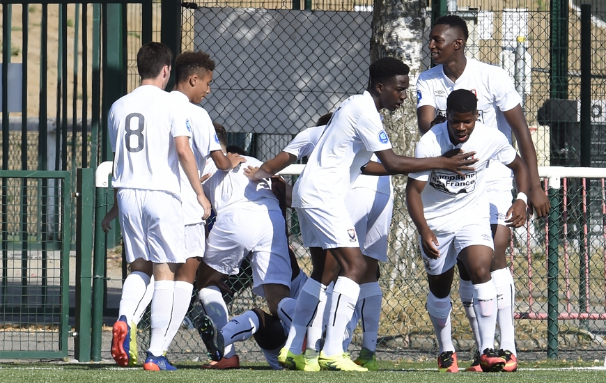 Après un mois de coupure, les U19 nationaux de Frank Dechaume renouent avec le championnat dimanche avec la réception d'Amiens. Coup d'envoi à 15 heures sur le synthétique du complexe de Venoix.