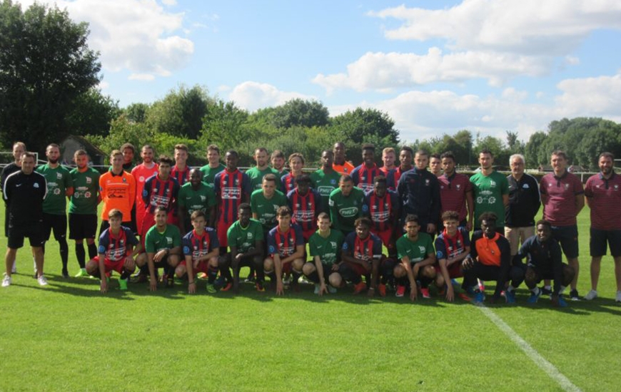 Face aux U19 nationaux du Stade Malherbe, on retrouvait deux anciens pensionnaires du centre de formation caennais dans les rangs alençonnais avec Louis Deschateaux et Joshua Curtius.