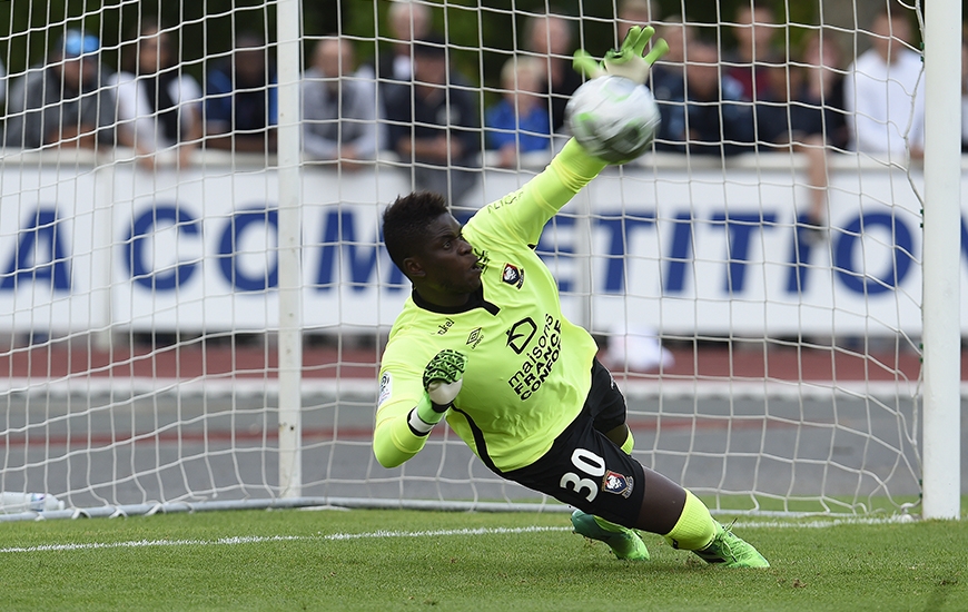 En détournant la première tentative havraise de Jean-Pascal-Fontaine, Brice Samba - pour son baptême du feu avec le Stade Malherbe - a parfaitement lancé les Caennais dans la séance de tirs au but.