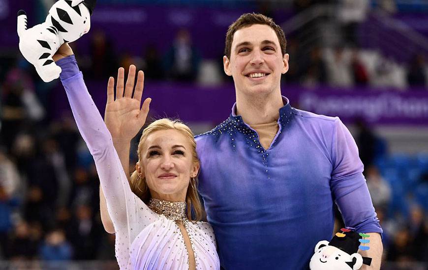 Un peu plus d'un mois après avoir décroché l'or olympique en Corée du Sud, le patineur caennais Bruno Massot - associé à sa partenaire Aljona Savchenko - a été sacré champion du Monde sous les couleurs de l'Allemagne.