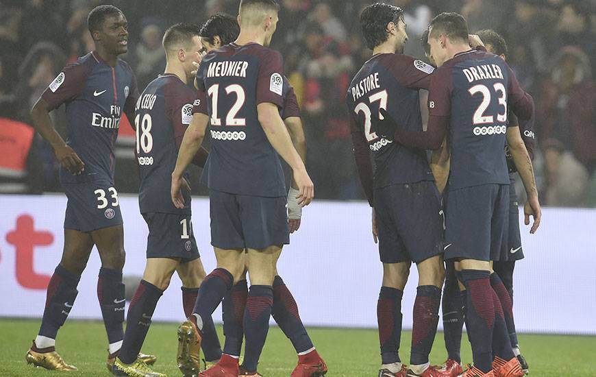 Dans les deux coupes nationales (Coupe de France et Coupe de la Ligue), les Parisiens sont invaincus depuis 40 matches ! Pour retrouver une trace d'une défaite du PSG dans l'une de ces deux compétitions, il faut remonter au 22 janvier 2014 !