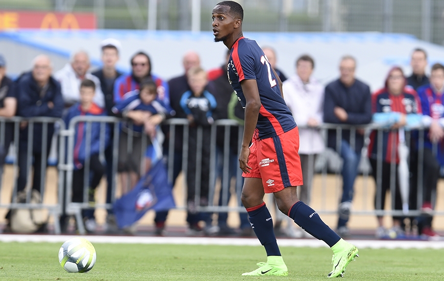 A Châteauroux, Chaker Alhadhur va retrouver de nombreux anciens caennais comme Alexandre Raineau, Cheikh Traoré et Yannick M'Boné.