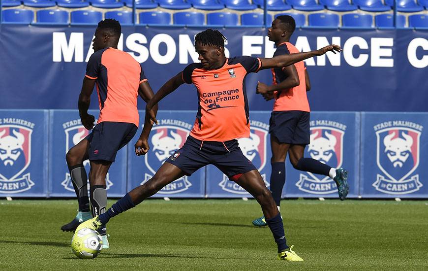 Présent sur la feuille de match, Durel Avounou n'a pas participé au dernier match du Congo lors des qualifications au Mondial 2018.