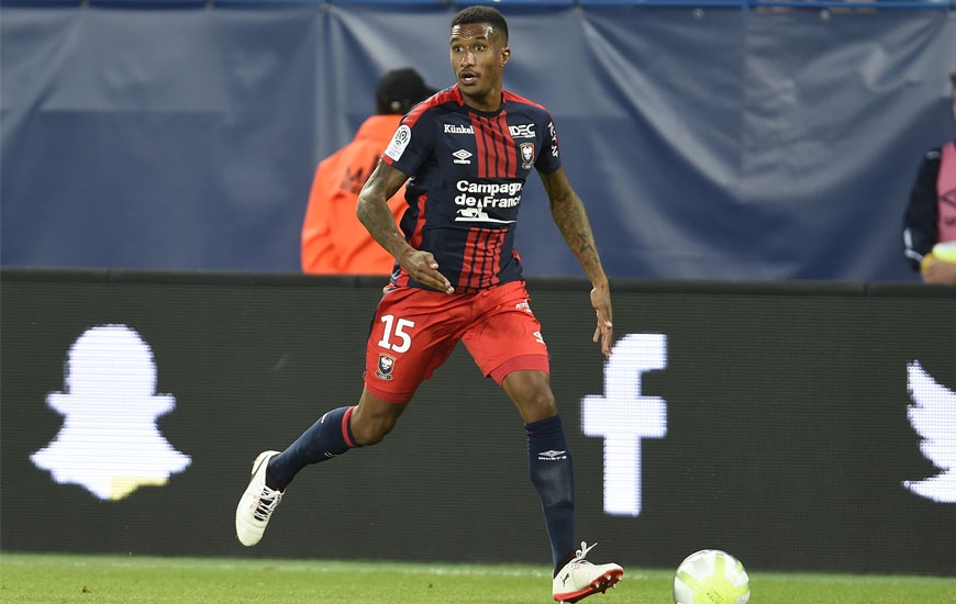 Sous contrat jusqu'en 2019 avec le Stade Malherbe, le latéral gauche Emmanuel Imorou a été prêté une saison sans option d'achat au club belge du Cercle Bruges, pensionnaire de deuxième division.