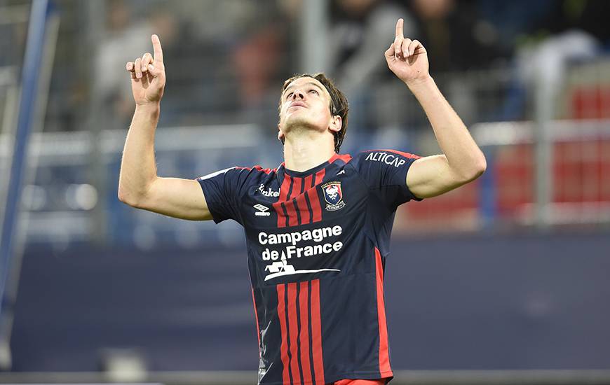 Auteur du l'unique but du match, Ivan Santini a inscrit sa quatrième réalisation en championnat. L'attaquant croate se trouve presque dans les mêmes temps de passage que lors de l'exercice précédent où il comptait cinq buts à ce stade de la saison.
