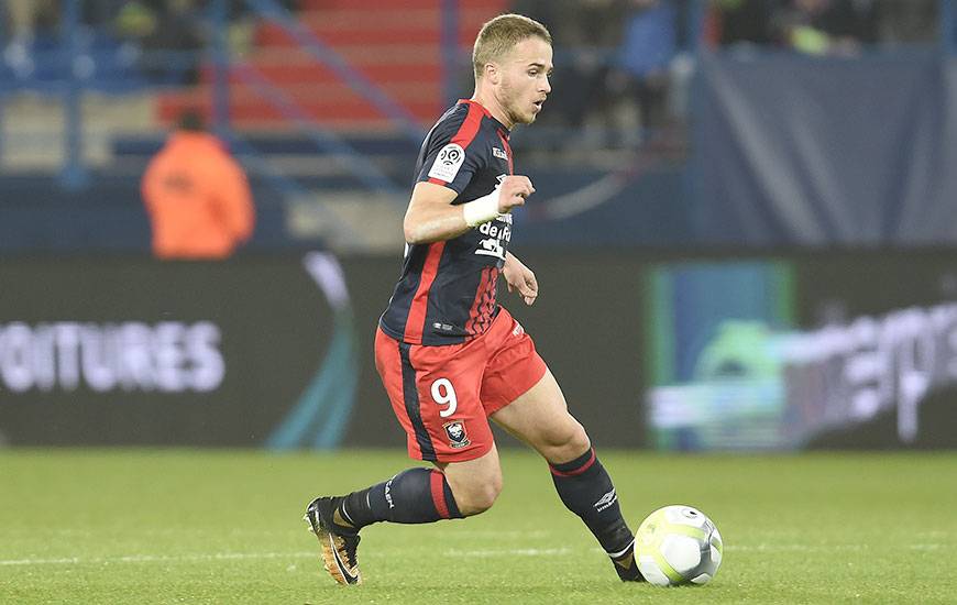 Touché à une cuisse, Jan Repas - qui s'est contenté de footings cette semaine - est forfait pour les deux prochains matches du Stade Malherbe : contre Nice et face à Bordeaux.