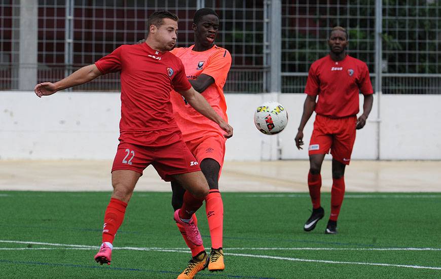 Alors qu'ils pensaient avoir fait le plus dur en ouvrant la marque juste avant la pause grâce à Joé Kobo, les U19 Caennais ont concédé le match nul sur la pelouse d'Evreux. ©Photo d'archives