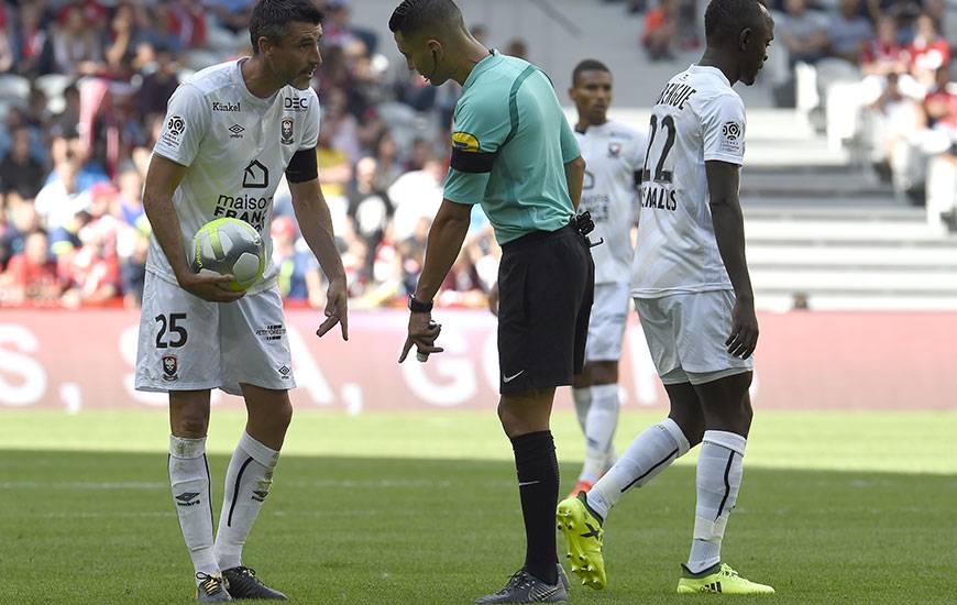 Karim Abed a déjà dirigé une fois les partenaires de Julien Féret cette saison : lors du succès 2-0 à Lille à l'occasion de la 3e journée.