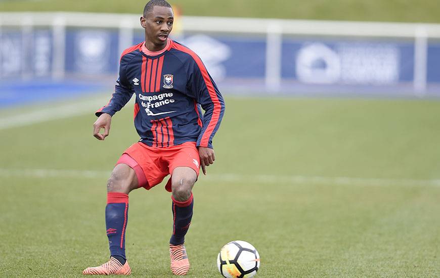 Avec Mouhamadou Dabo, Jordan Leborgne et Hervé Bazile, Jordan Nkololo fait partie des quatre joueurs professionnels qui renforceront la réserve du Stade Malherbe ce mardi après-midi face à Quevilly-Rouen.