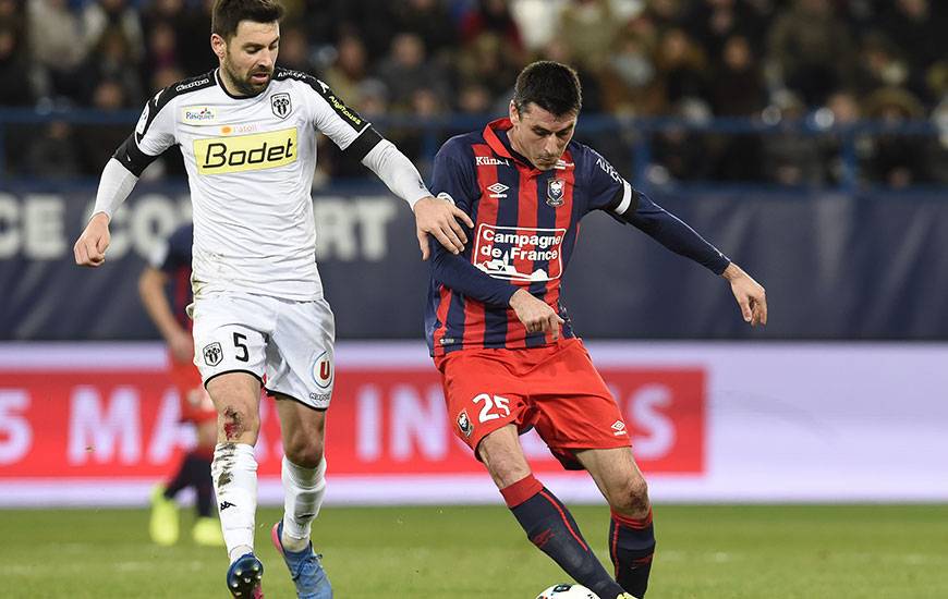 La confrontation entre le Stade Malherbe de Julien Féret et le SCO de Thomas Mangani sera retransmise en intégralité sur beIN Sports max 4.