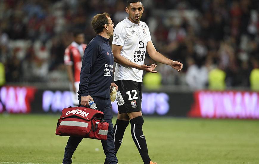 Se plaignant d'une cuisse, Ronny Rodelin est sorti à une vingtaine de minutes de la fin.