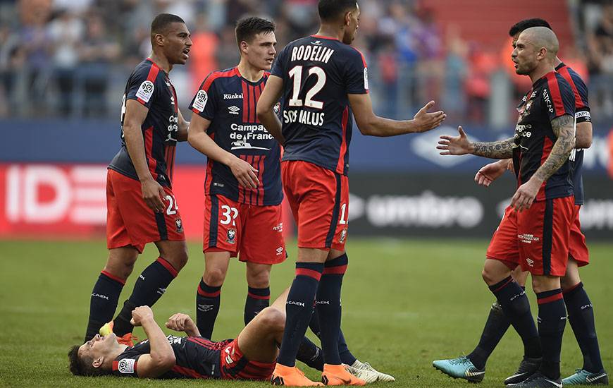 Malgré le 11e but cette saison d'Ivan Santini, le Stade Malherbe s'est incliné dans les arrêts de jeu contre l'AS Monaco.