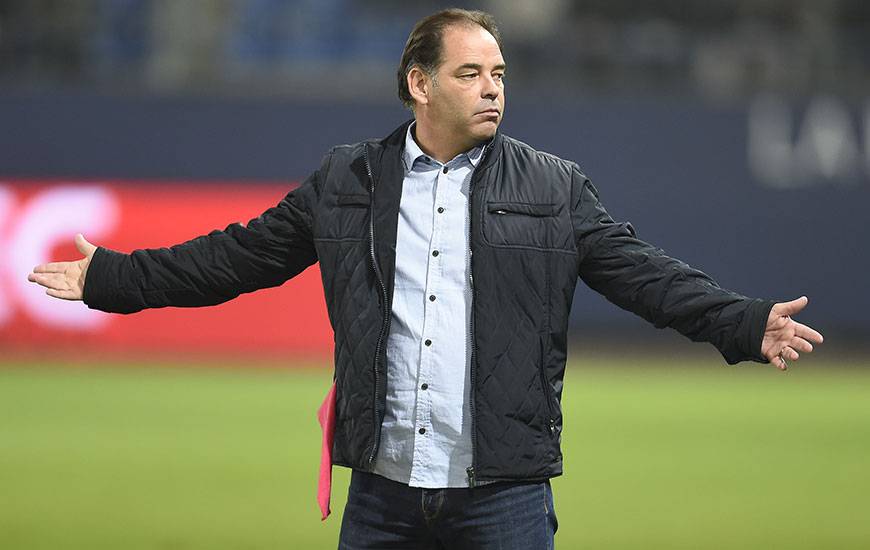 Trois jours avant de recevoir le Stade Malherbe, les joueurs de Stéphane Moulin se rendent au Parc des Princes pour affronter le PSG en match avancé de la 31e journée.