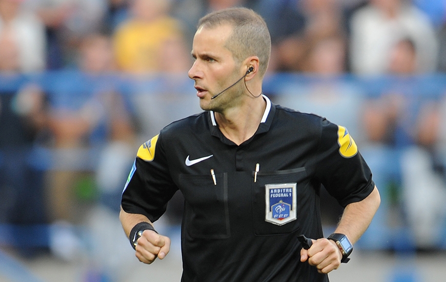 Contre Saint-Etienne, Stéphane Jochem arbitrera le Stade Malherbe pour la septième fois de sa carrière ; une première depuis un an et demi.