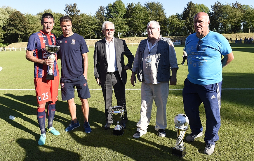 Les places en vente à la boutique du Stade Malherbe pour le Trophée des Normands ont toutes trouvé preneur.