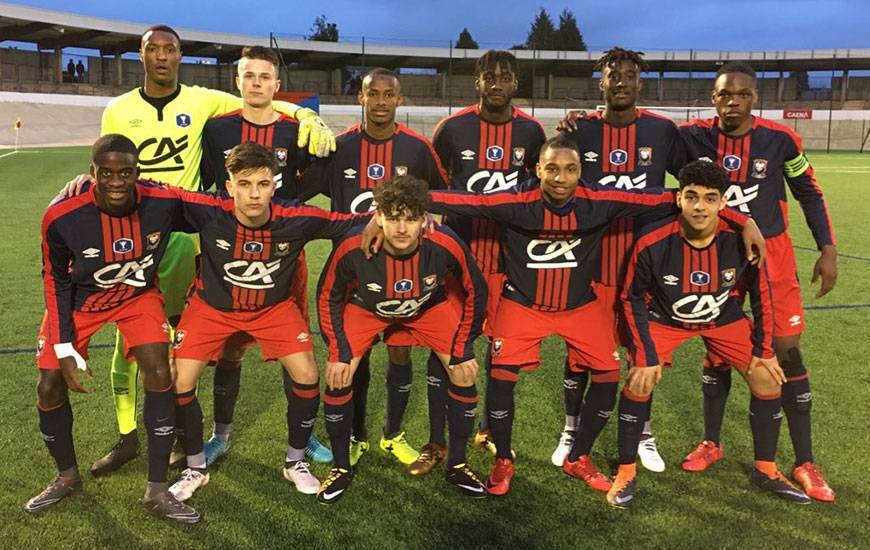 Pour le compte des 16e de finale de la Coupe Gambardella, les U19 du Stade Malherbe se rendent à Tours, dimanche après-midi.