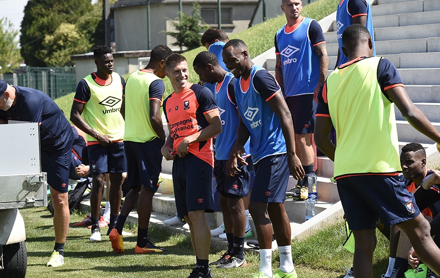 A l'image de Jonathan Delaplace et Hervé Bazile, les Caennais étaient très heureux de se retrouver ce lundi après cinq semaines de vacances.