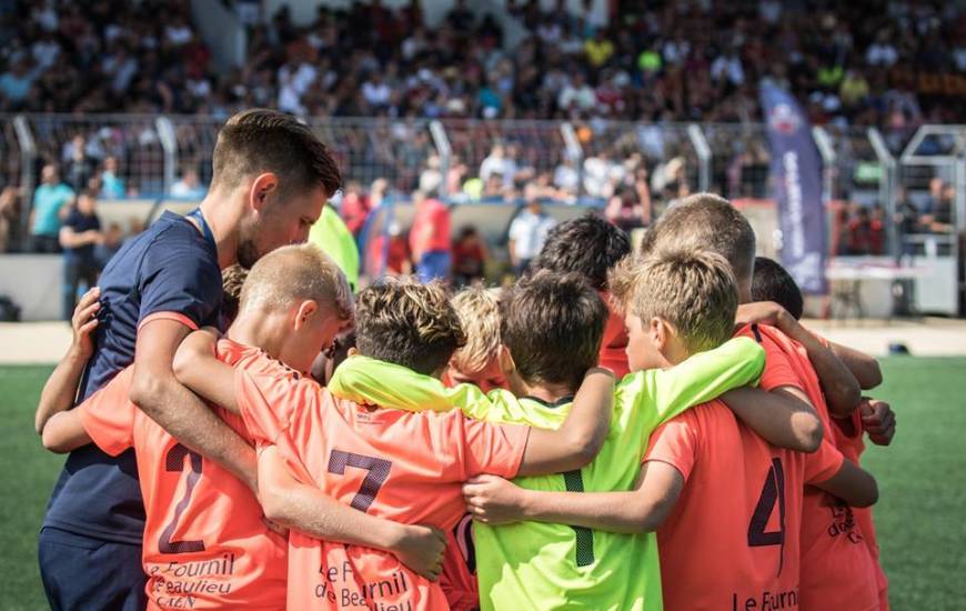 Tristan Blanchard et ses U11 s'apprênt à affronter les meilleurs équipes U11 de "basse-normandie" pour le traditionnel plateau d'évaluation de début de saison