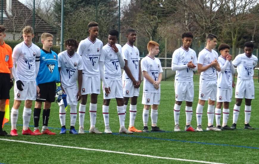 Les U16 du Stade Malherbe ont récupéré la place de leader devant le HAC après la victoire face à la MOS hier après-midi