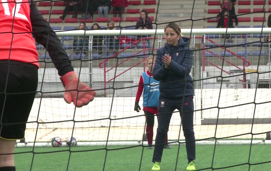 Anaïs Bounouar (responsable technique féminine du SM Caen) a pu observer plus de 70 joueuses lors de cette soirée de détection