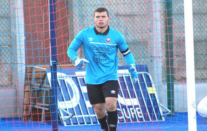 Capitaine de l'équipe réserve, Thomas Callens a enchaîné un deuxième match de suite sans prendre de but malgré l'expulsion de Godson Kyeremeh en première période