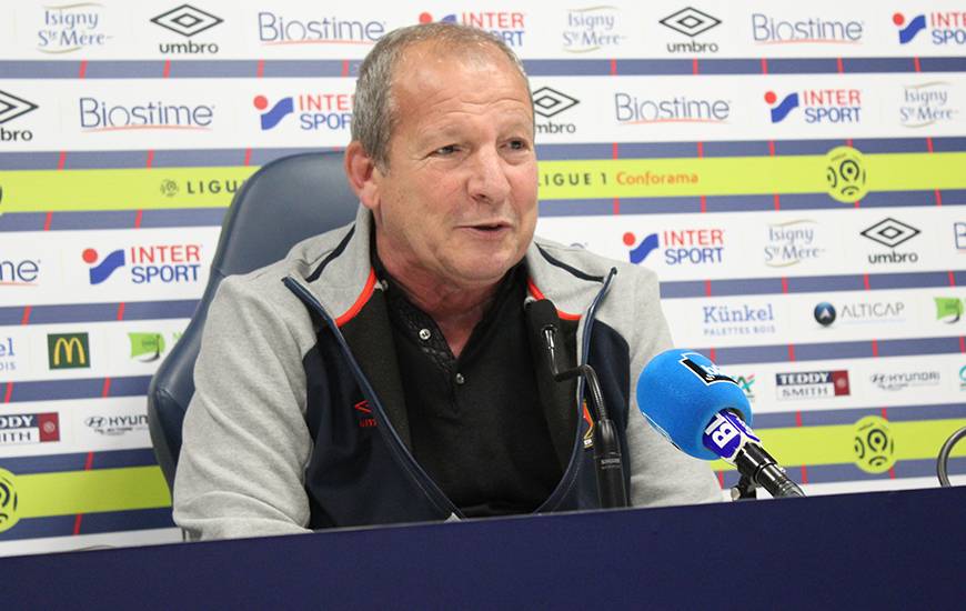 À deux jours de la réception du Angers SCO, Rolland Courbis s'est présenté devant la presse ce jeudi midi