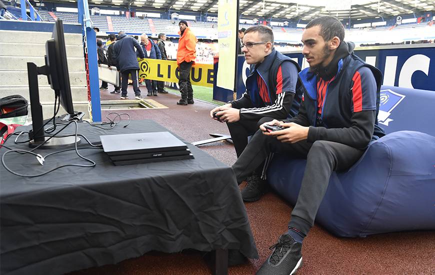 Les deux représentants du Stade Malherbe lors du tournoi d'hiver de la Orange eLigue 1 la saison dernière