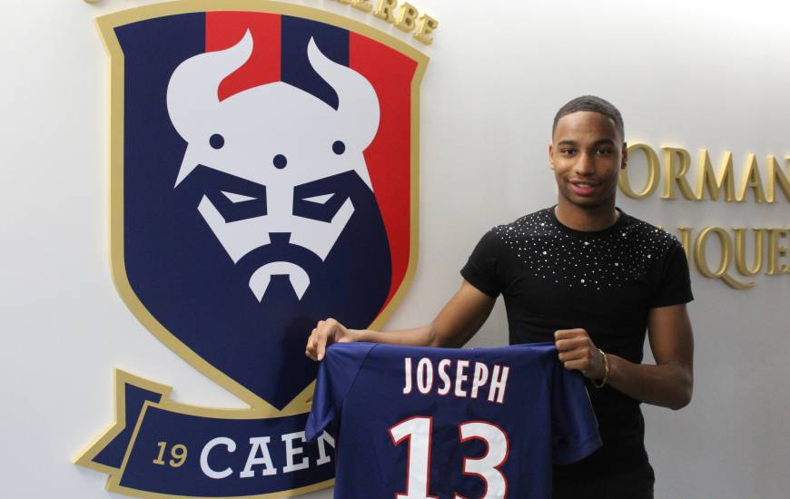 Evens Joseph a signé son premier contrat professionnel pour une durée de trois saisons et portera le numéro 13