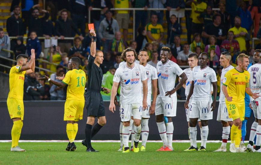 Hakim Ben El Hadj avait arbitré la rencontre face au FC Nantes et exlu Paul Baysse après un second carton jaune