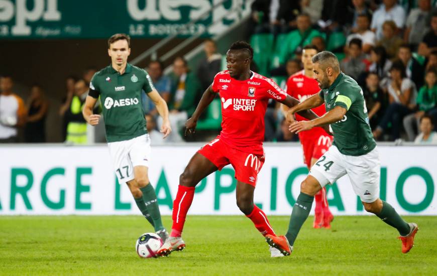 Casimir Ninga a manqué de réussite ce soir, il aurait pu donner l'avantage aux caennais quelques minutes après l'égalisation de Khazri