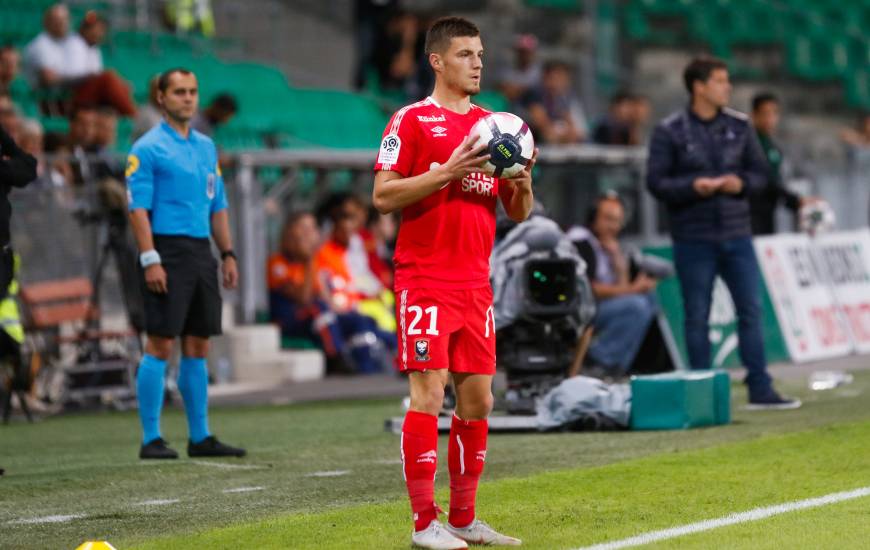 Frédéric Guilbert a disputé son 100ème match en Ligue 1 Conforama de sa carrière samedi lors de la rencontre face à l'AS Saint-Etienne