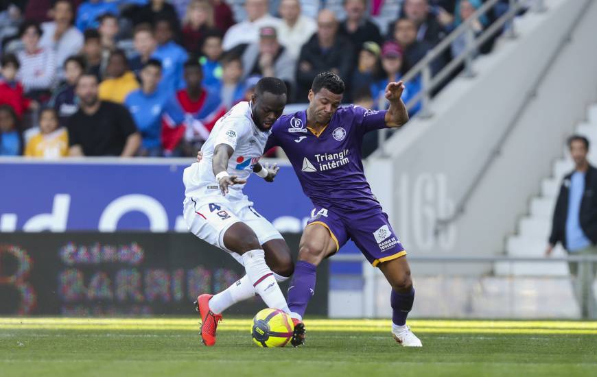 Après avoir reçu deux avertissements face au Toulouse FC dimanche après-midi, Ismaël Diomandé a été expulsé en fin de rencontre