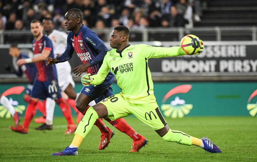 Brice Samba s'est incliné sur la seule tentative cadrée d'Amiens samedi soir à La Licorne