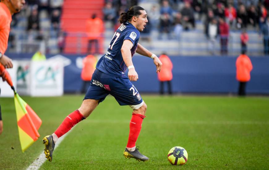 Enzo Crivelli auteur du but dimanche dernier face au Toulouse FC est de retour pour la réception du Paris SG