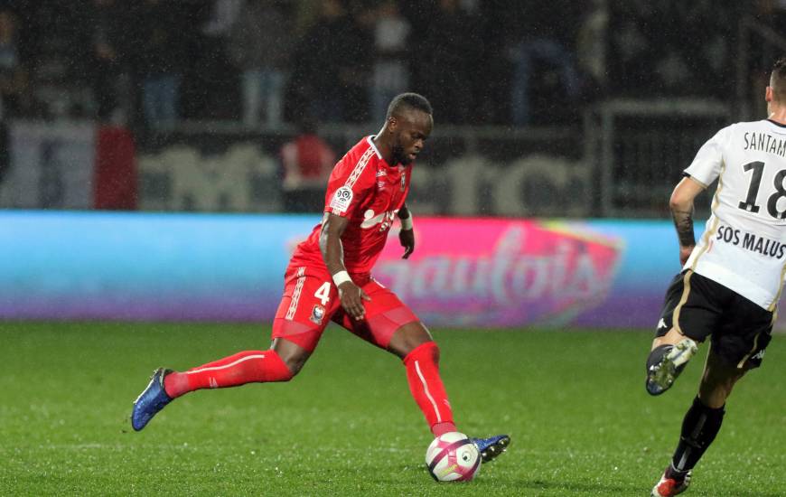 De retour dans le onze de départ pour affronter le Angers SCO, Ismaël Diomandé a délivré une passe décisive pour Claudio Beauvue