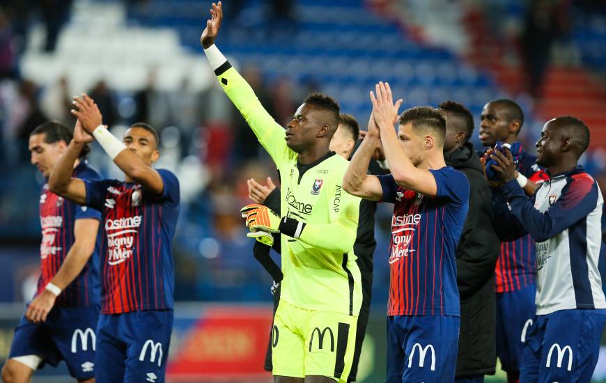 La joie des joueurs du Stade Malherbe Caen après la victoire face à Amiens samedi soir à d'Ornano