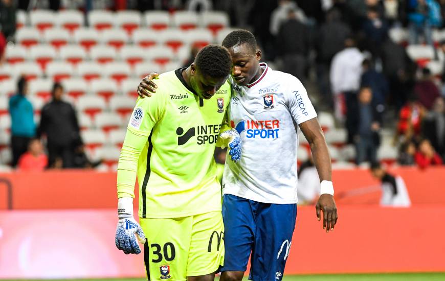 Brice Samba décisif hier soir s'est montré déterminé après la rencontre pour accrocher le maintien avec le Stade Malherbe Caen