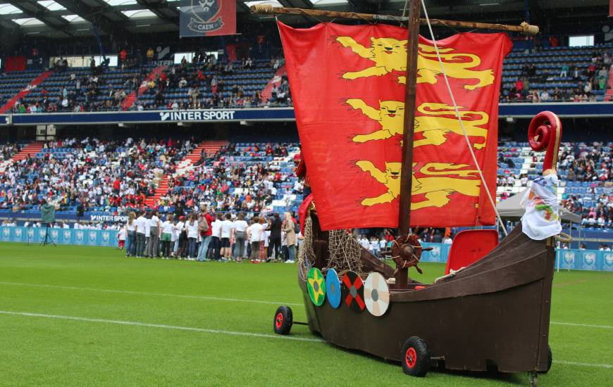 Le Stade Malherbe Caen a organisé la première fête des écoles avec près de 2 500 élèves sur la pelouse de d'Ornano