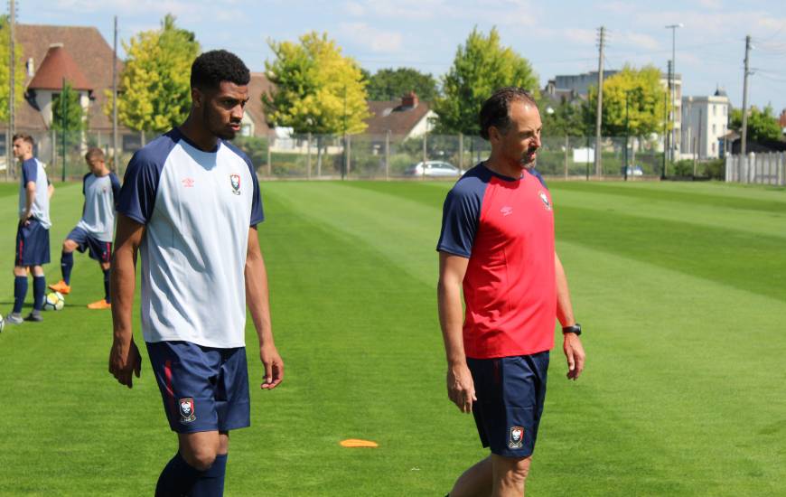 Stéphane Nado présent au quotidien auprès des joueurs du centre de formation pour suivre leurs évolutions