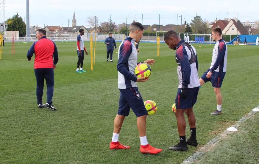 Fayçal Fajr, Claudio Beauvue et Frédéric Guilbert bien présents lors de la séance matinale hier matin