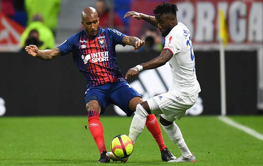 Maxwell Cornet a fait très mal au Stade Malherbe Caen avec deux passes décisives et un but ce soir au Groupama Stadium