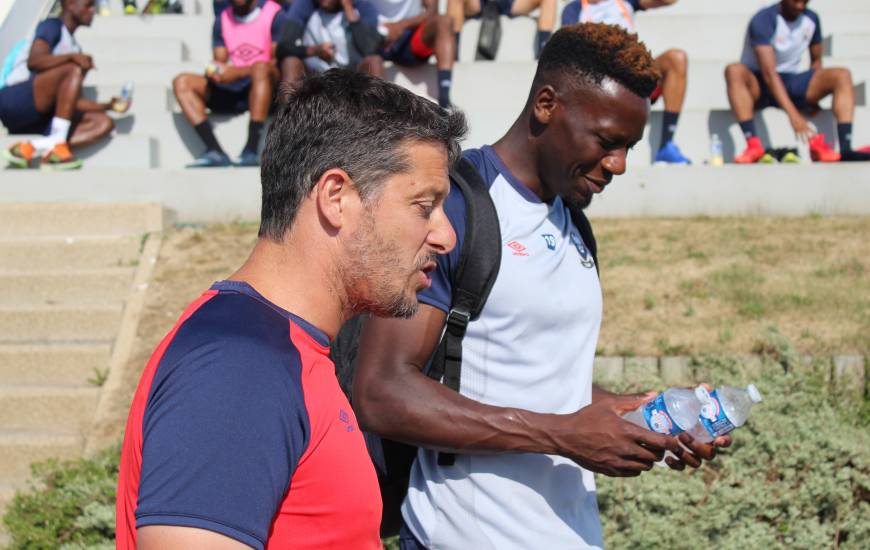 Arrivé en début de semaine au Stade Malherbe, Malik Tchokounté effectuera ses débuts avec le club à la pointe de l'attaque aux cotés de Casimir Ninga et Pape Sané