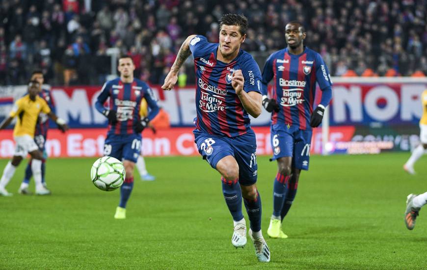 Anthony Weber devrait retrouver une place de titulaire demain soir après avoir purgé son match de suspension