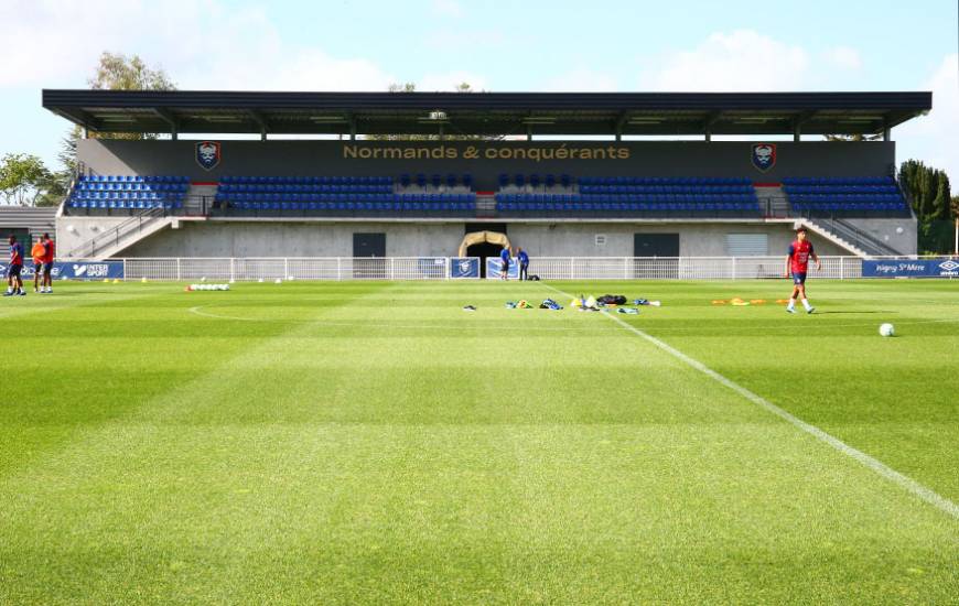 Le Stade Malherbe Caen affrontera le Paris FC sur la pelouse de l'annexe 3 le samedi 11 juillet à 18h