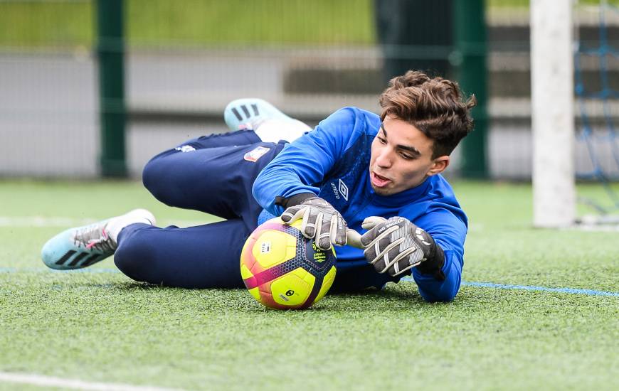 Yassine Gueddar avait déjà participé à un rassemblement avec la sélection U17 et U18 du Maroc
