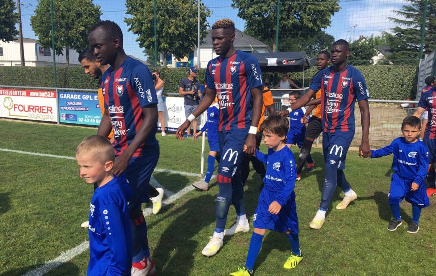 Ni le Stade Malherbe Caen ni le Stade Lavallois n'a réussi à trouver la faille dans cette première période