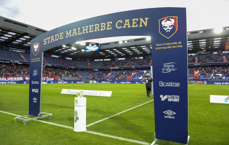 Sept matchs au programme ce soir dont la réception du Havre AC sur la pelouse du Stade Michel d'Ornano