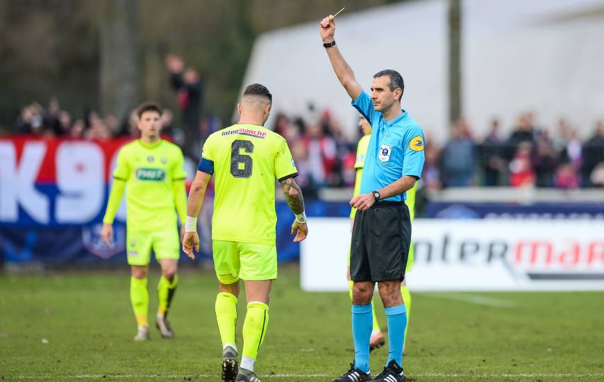 Averti lors des deux derniers matchs du Stade Malherbe, Anthony Gonçalves est de nouveau sous la menace d'un match de suspension